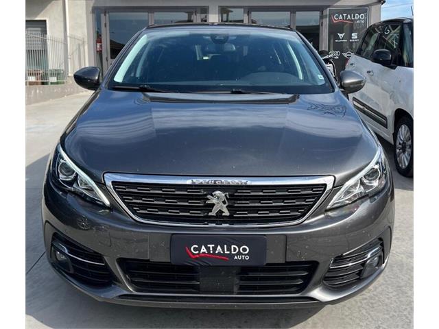 Cataldo Auto, concessionaria multimarca, Audi, Fiat, Seat, Jeep, Volkswagen e Alfa Romeo a Marina di Gioiosa