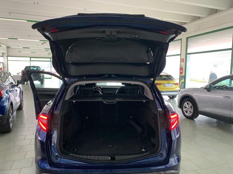 Cataldo Auto, concessionaria multimarca, Audi, Fiat, Seat, Jeep, Volkswagen e Alfa Romeo a Marina di Gioiosa