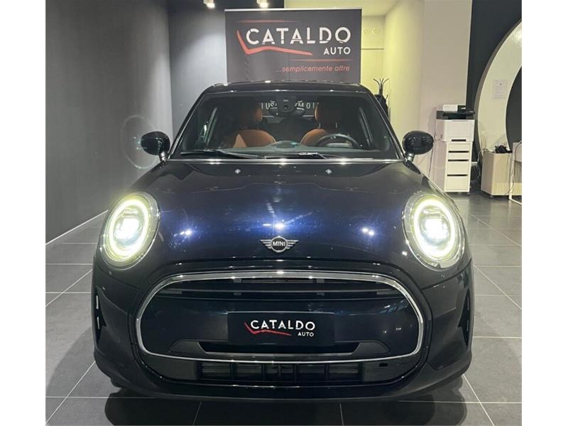 Cataldo Auto, concessionaria multimarca, Audi, Fiat, Seat, Jeep, Volkswagen e Alfa Romeo a Marina di Gioiosa
