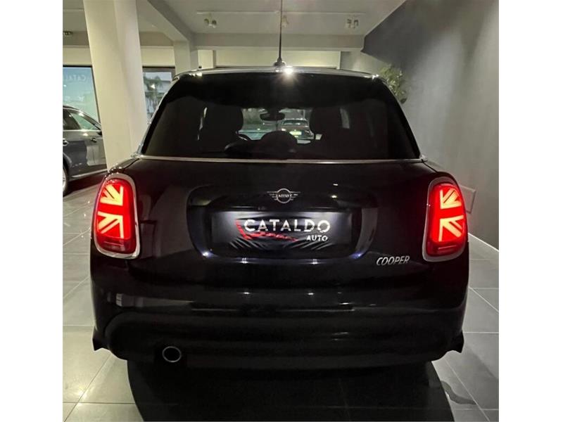 Cataldo Auto, concessionaria multimarca, Audi, Fiat, Seat, Jeep, Volkswagen e Alfa Romeo a Marina di Gioiosa
