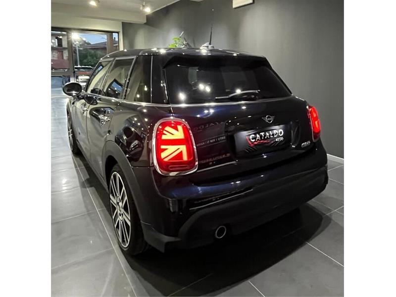 Cataldo Auto, concessionaria multimarca, Audi, Fiat, Seat, Jeep, Volkswagen e Alfa Romeo a Marina di Gioiosa