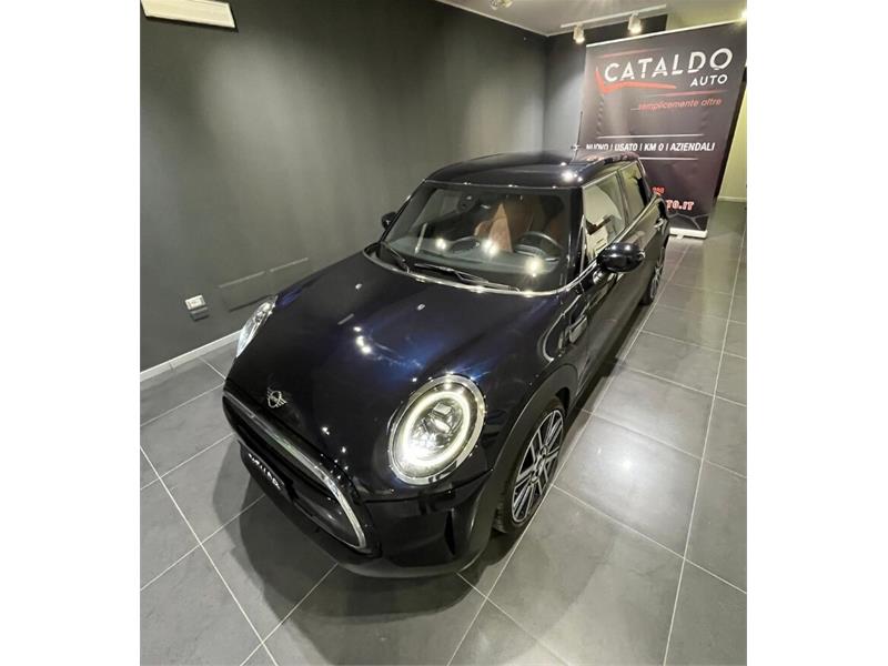 Cataldo Auto, concessionaria multimarca, Audi, Fiat, Seat, Jeep, Volkswagen e Alfa Romeo a Marina di Gioiosa