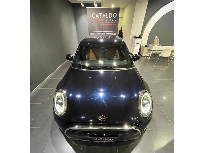 Cataldo Auto, concessionaria multimarca, Audi, Fiat, Seat, Jeep, Volkswagen e Alfa Romeo a Marina di Gioiosa