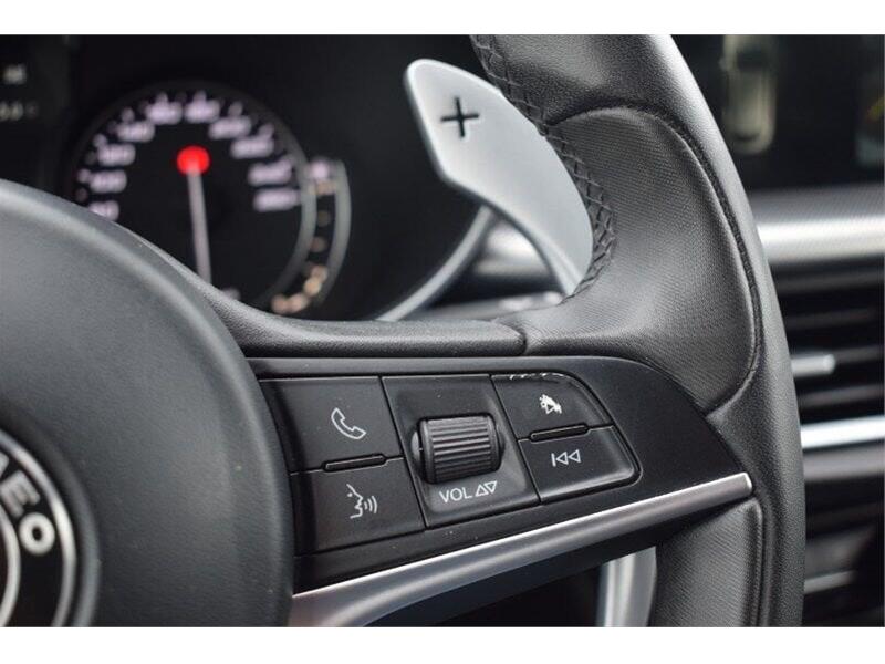 Cataldo Auto, concessionaria multimarca, Audi, Fiat, Seat, Jeep, Volkswagen e Alfa Romeo a Marina di Gioiosa