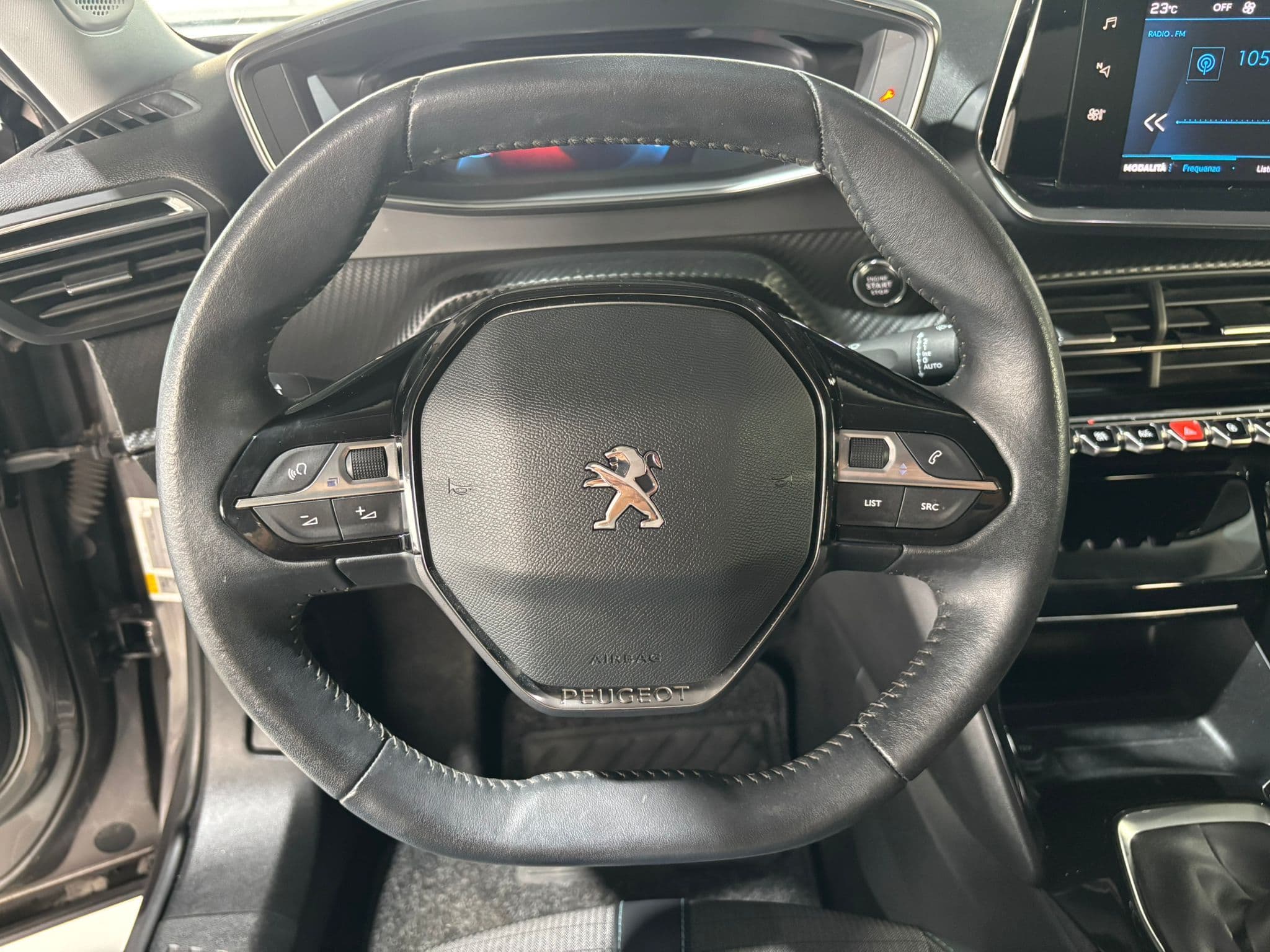 Peugeot 2008 II 2020 1.2 puretech Allure Pack  - Immagine 12