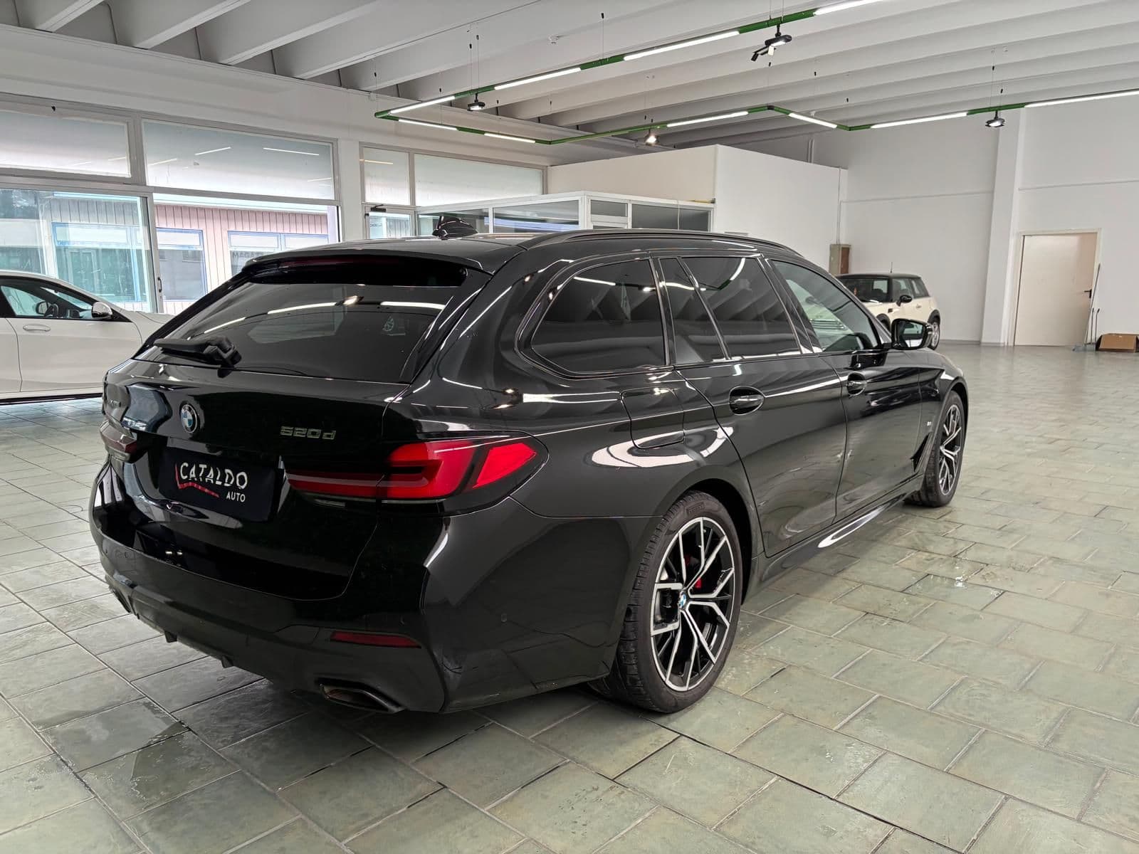 BMW 520 Serie 5 G31 20 LCI 520d Tour mhev 48V xdr Msport - Miniatura 5