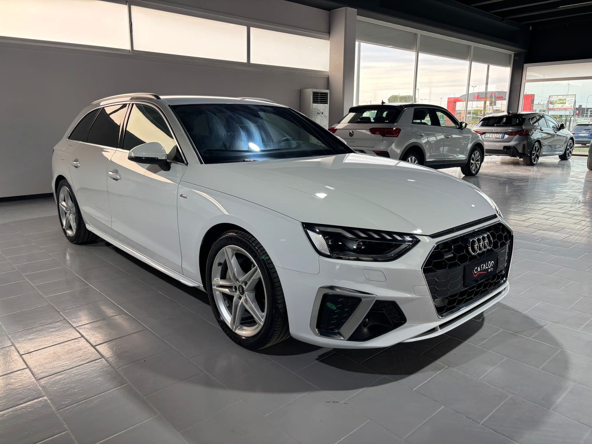 Audi A4 V 2019 Avant 40 2.0 tdi mhev S line edition quattro 204cv s-tronic - Immagine 7