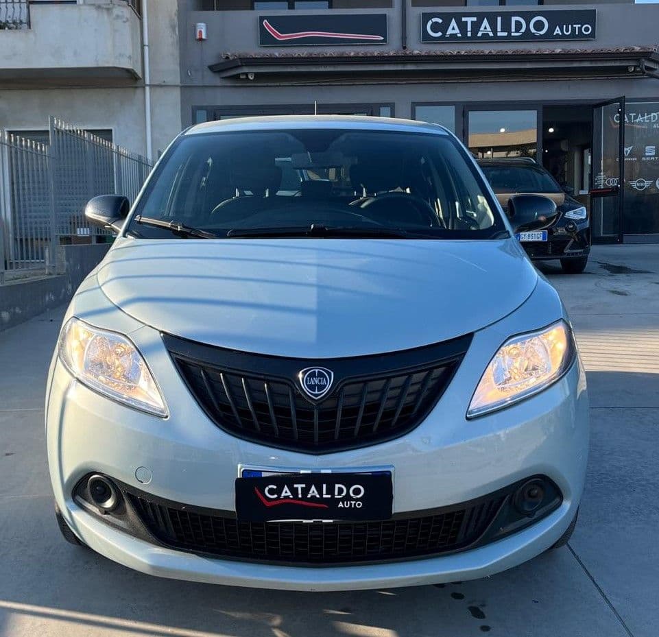 Lancia Ypsilon III 2021 1.0 firefly hybrid Gold - Immagine 6
