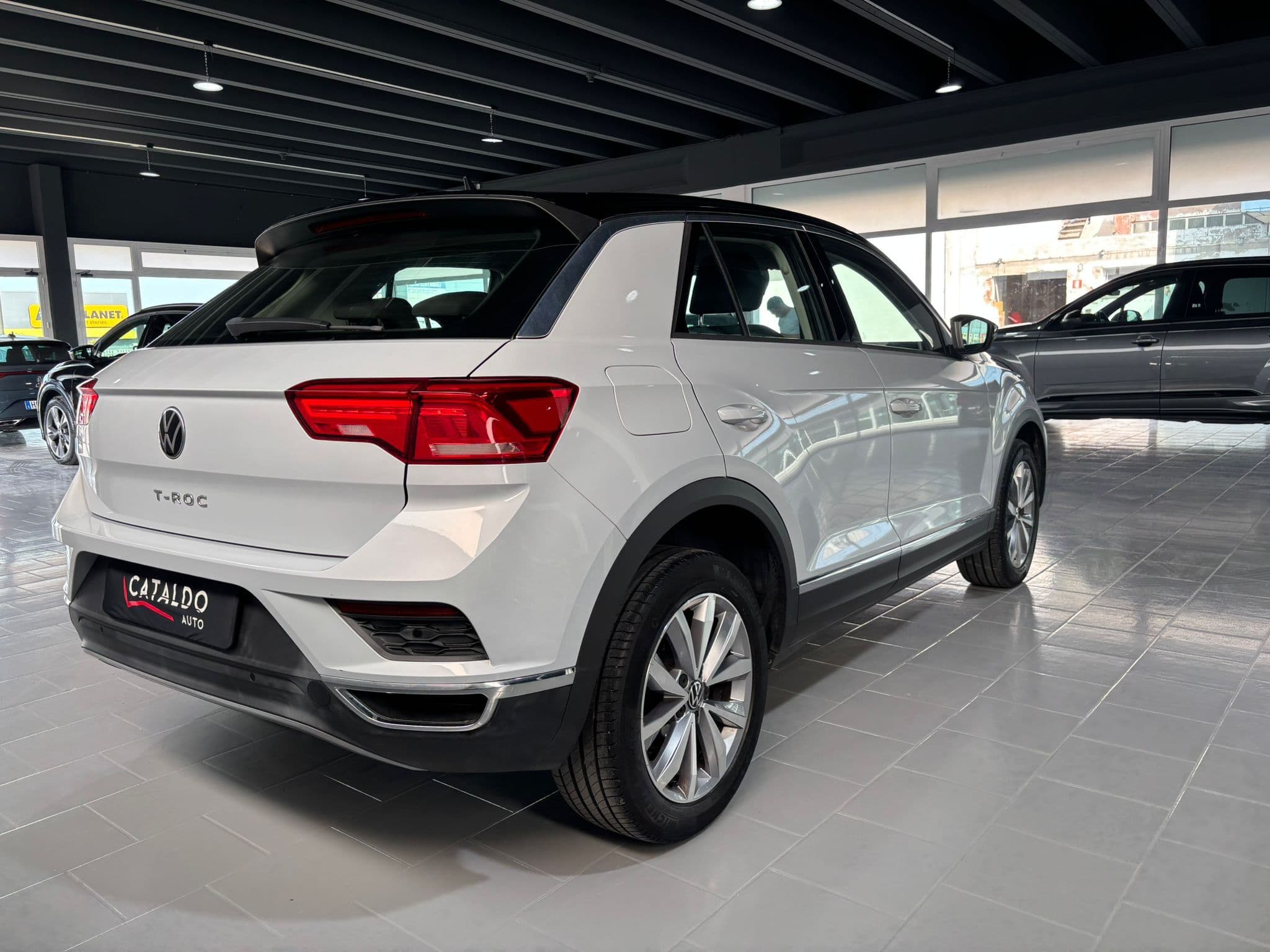Volkswagen T-Roc I 2017 1.0 tsi Style 110cv - Immagine 5
