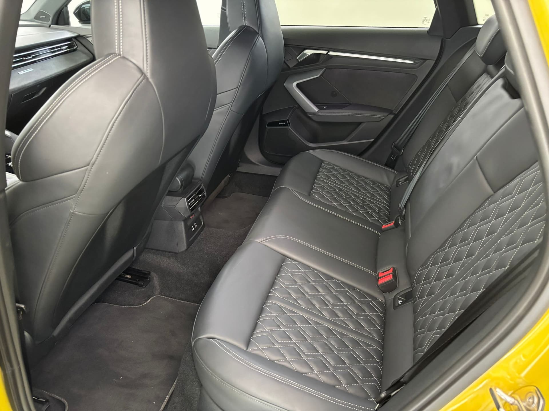 Audi A3 allstreet 35 TFSI S tronic Identity Contrast - Miniatura 22