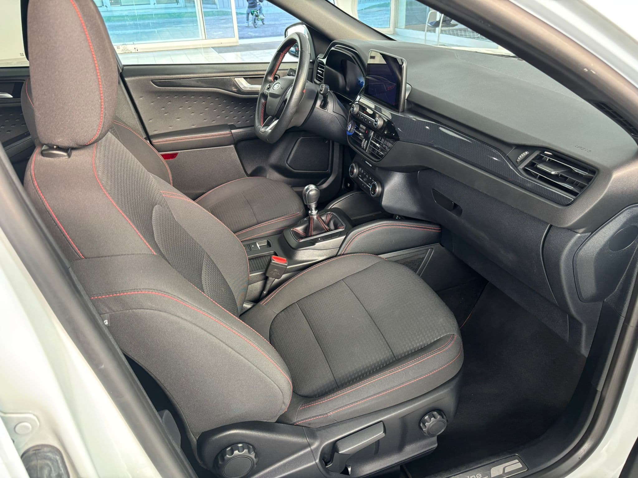 Ford Kuga III 2020 1.5 ecoblue ST-Line 2wd 120cv - Immagine 17