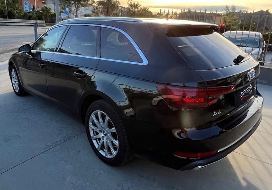 Audi A4 Avant 40 2.0 g-tron Business Sport 170cv s-tronic - Miniatura 2