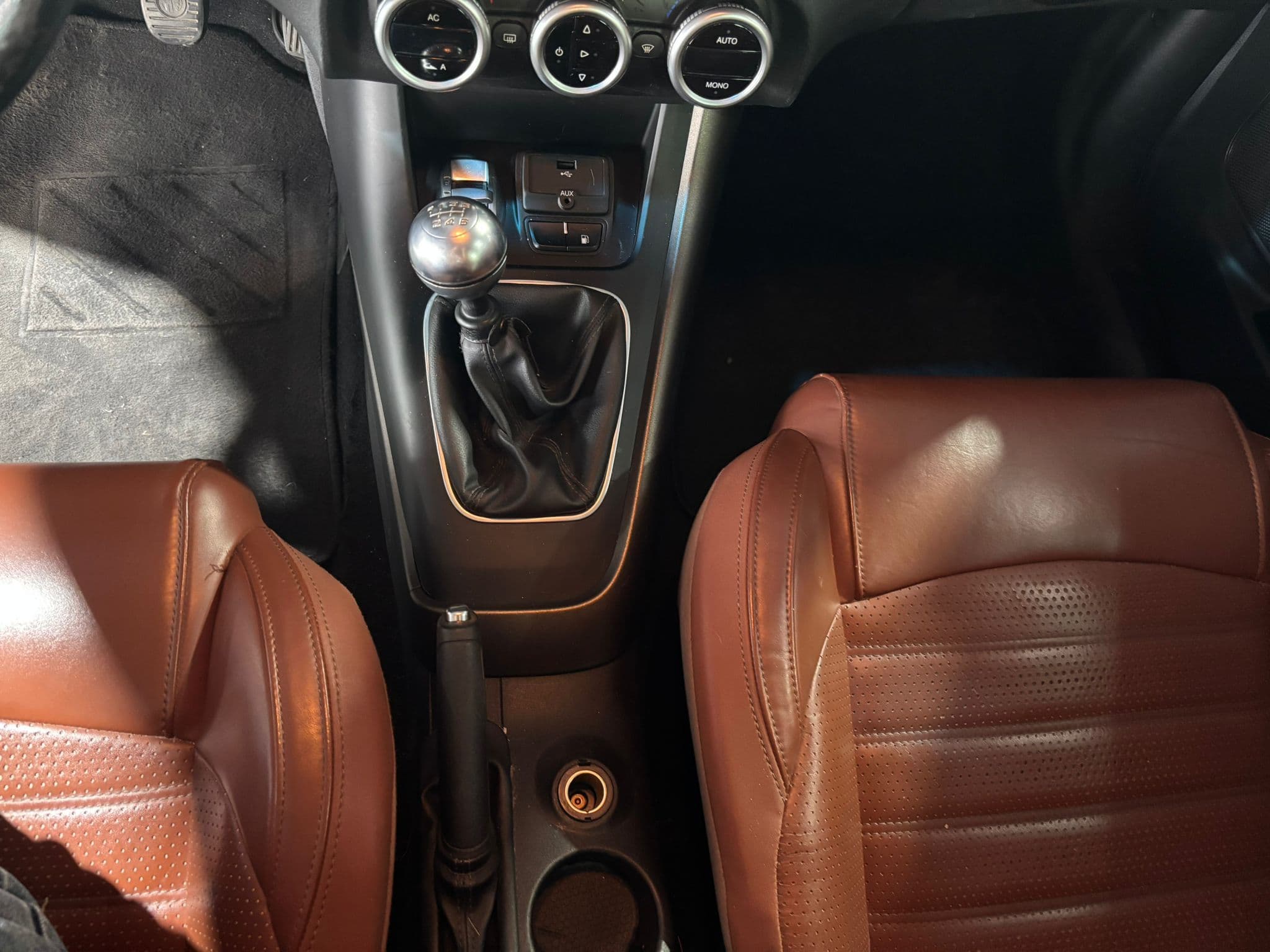 Alfa Romeo Giulietta III 2010 1.4 t. Riders Gpl 120cv - Immagine 15