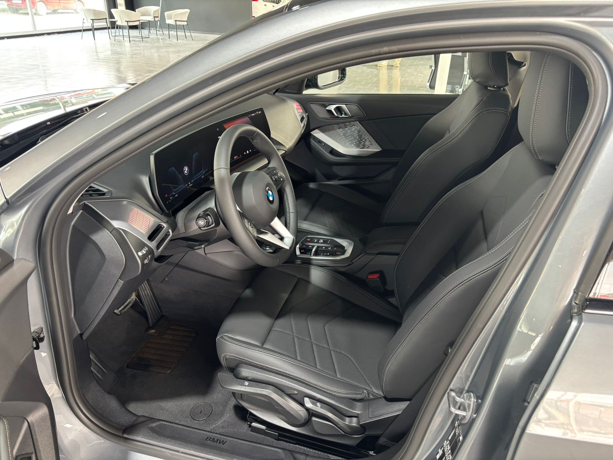 BMW 120 Serie 1 F70 48V MSport Pro auto - Immagine 11