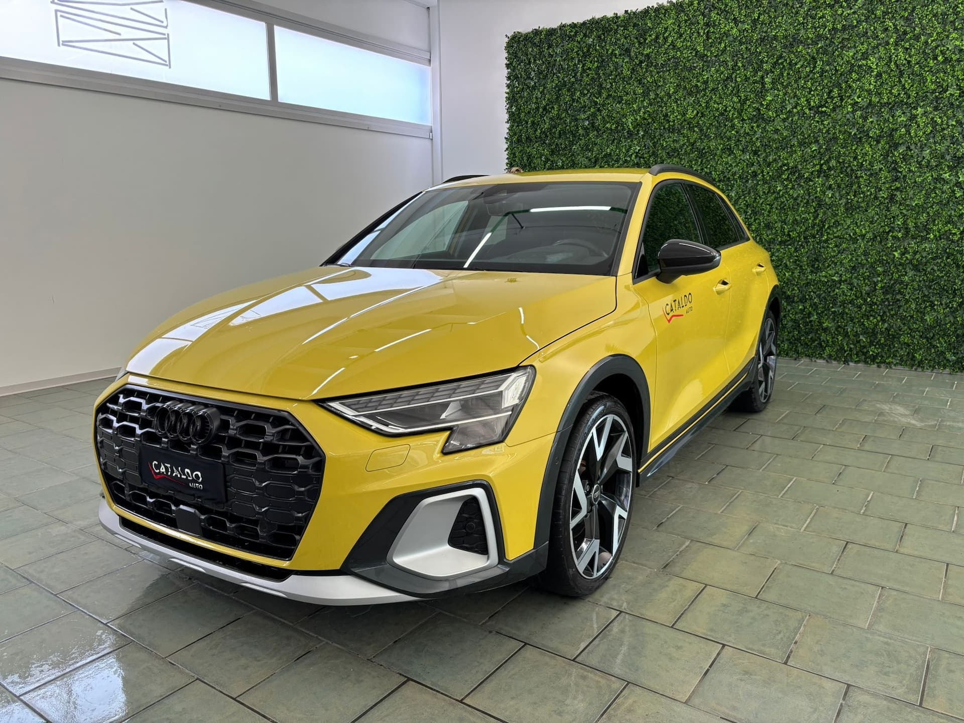 Audi A3 allstreet 35 TFSI S tronic Identity Contrast - Miniatura 1