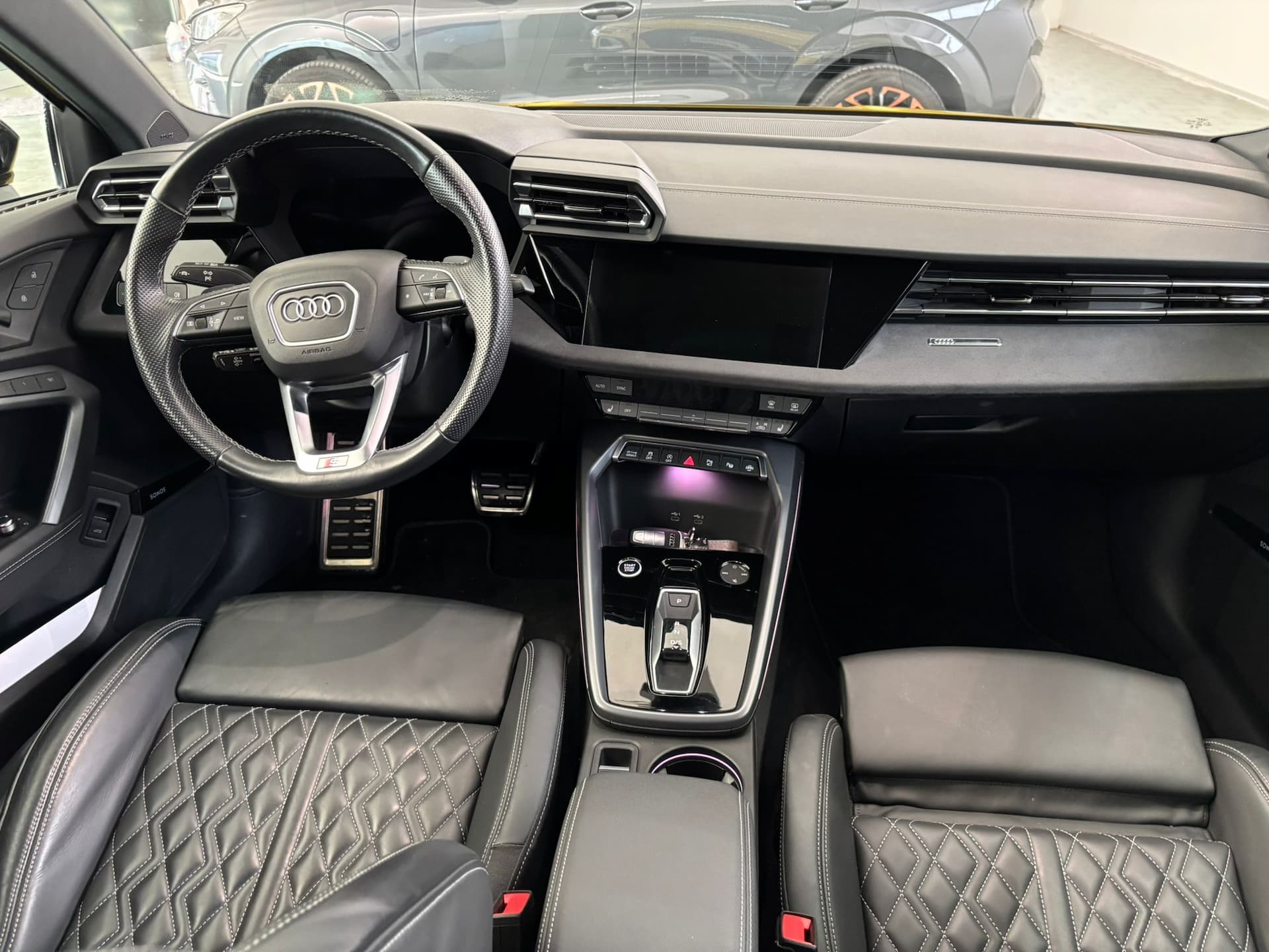Audi A3 allstreet 35 TFSI S tronic Identity Contrast - Miniatura 12
