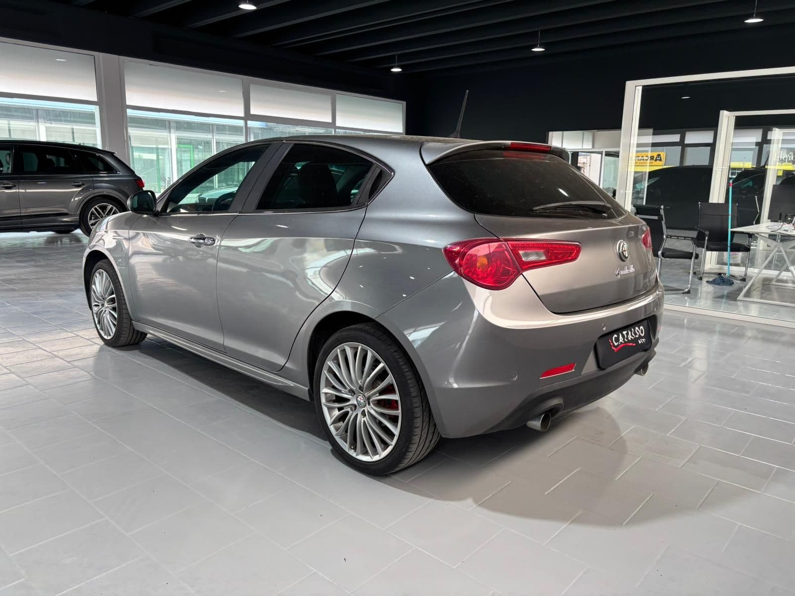 Alfa Romeo Giulietta III 2010 1.4 t. Riders Gpl 120cv - Immagine 3