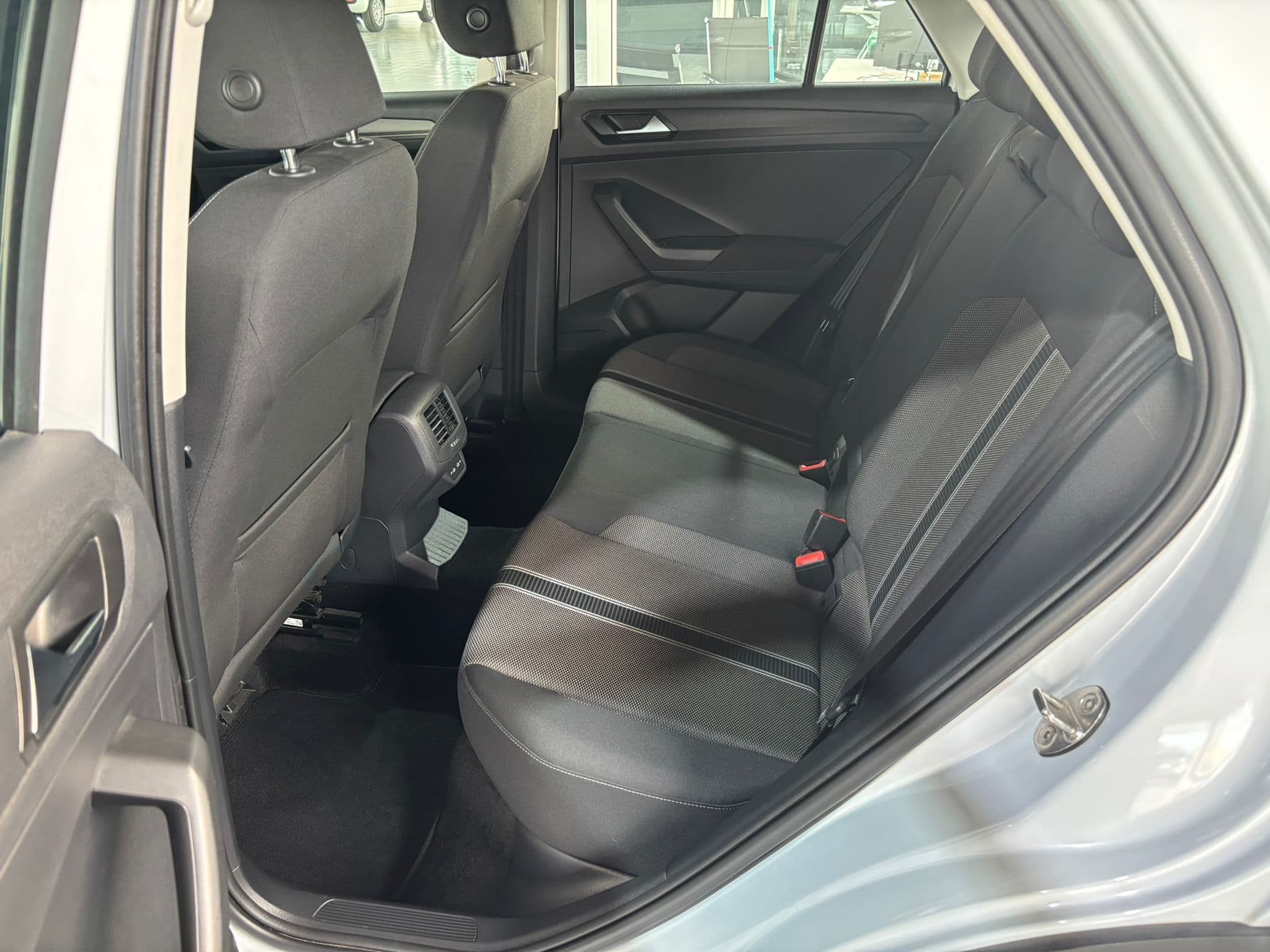 Volkswagen T-Roc I 2017 1.0 tsi Style 110cv - Immagine 18