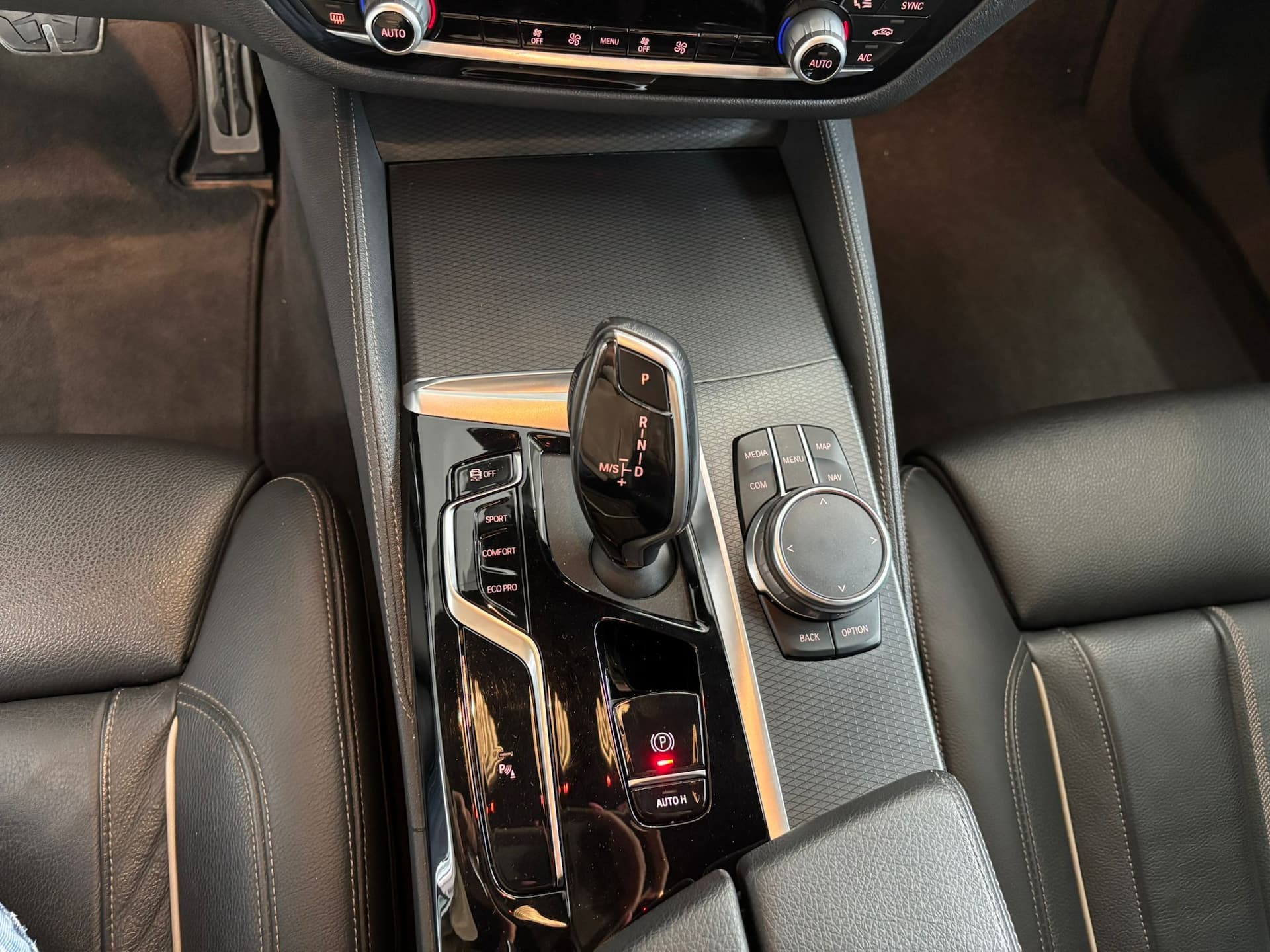 BMW 520 Serie 5 Berlina 520d mhev 48V xdrive Msport auto - Miniatura 17