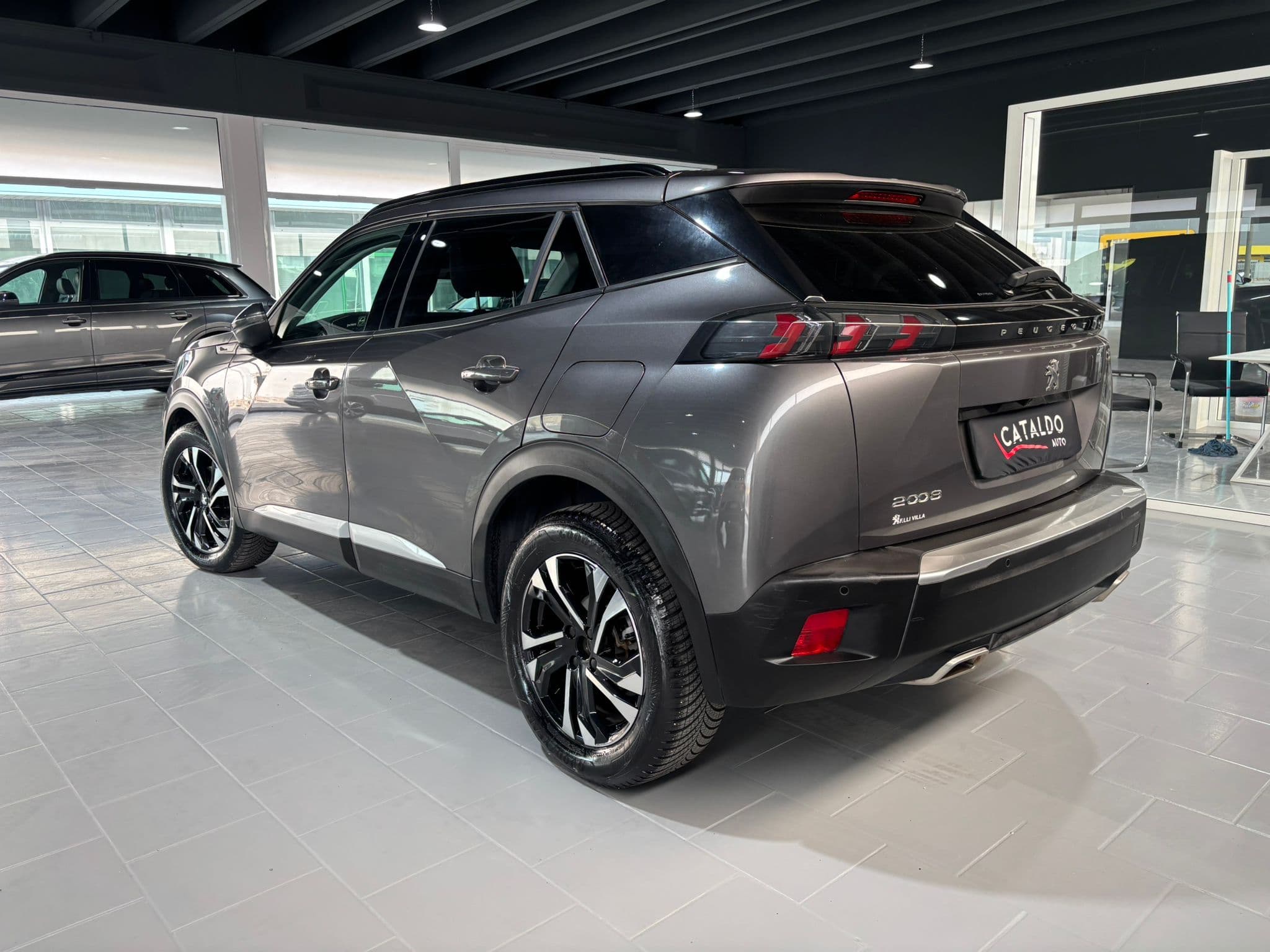 Peugeot 2008 II 2020 1.2 puretech Allure Pack  - Immagine 3