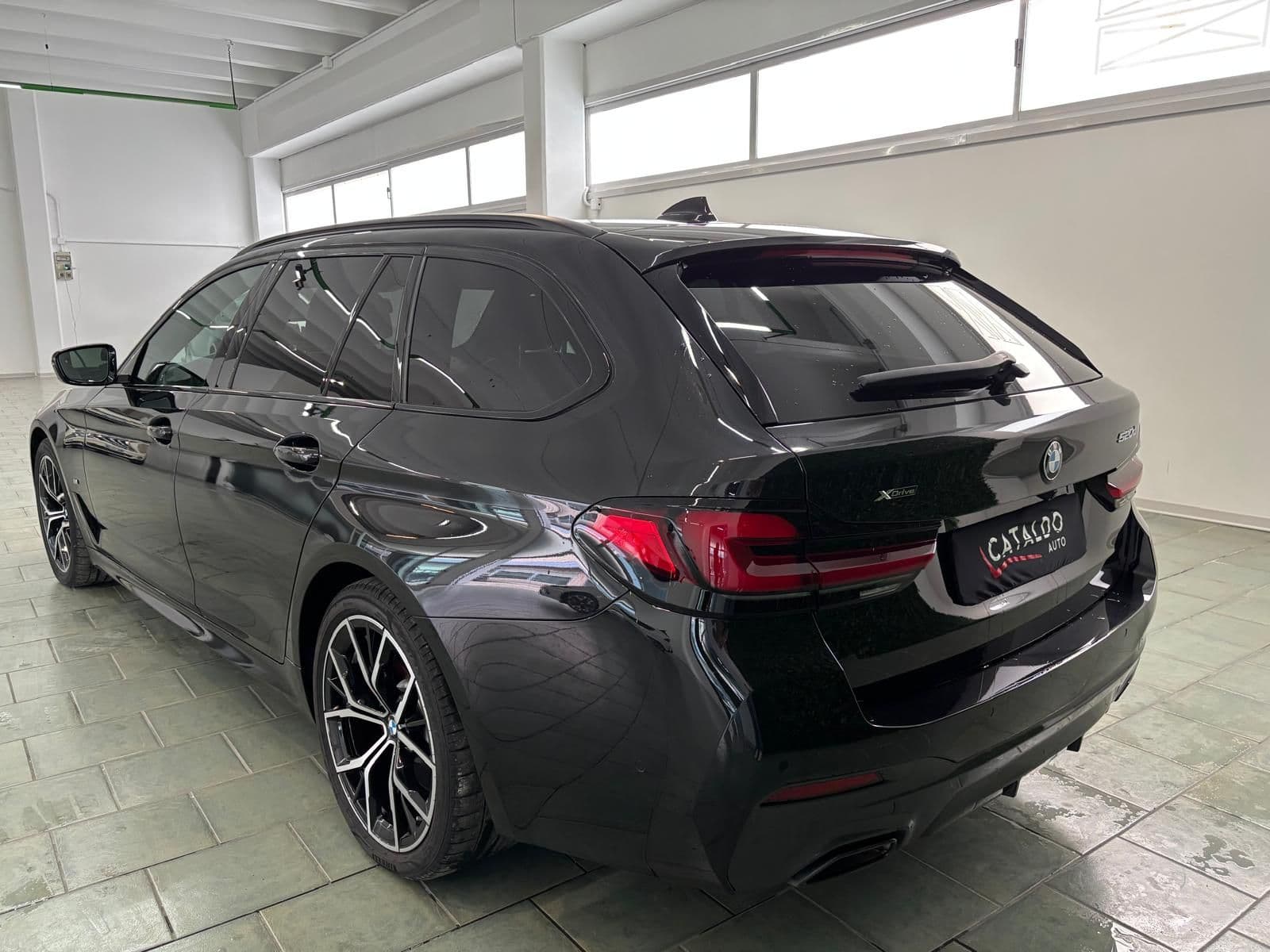 BMW 520 Serie 5 G31 20 LCI 520d Tour mhev 48V xdr Msport - Miniatura 3